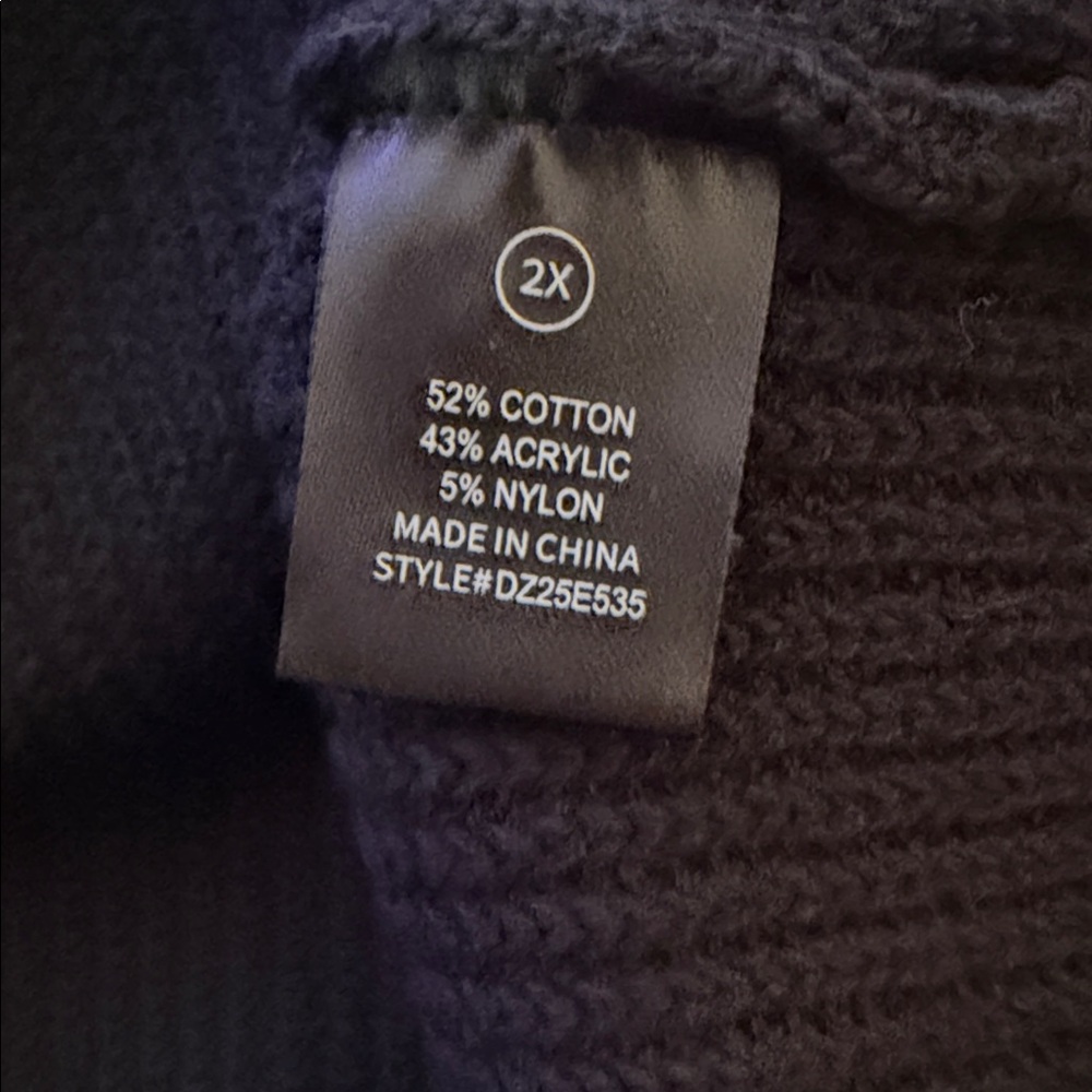 Fashion Nova Black V-Neck Button-Front Knit Vest - Picture 4 of 4